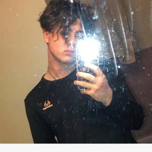 Meet your Posher, Dylan